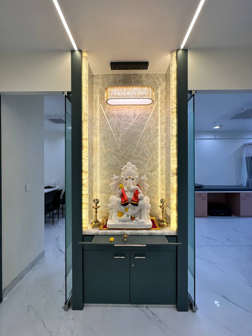 Dental treatment room at Dr. Pithadia's Clinic, Kharghar
