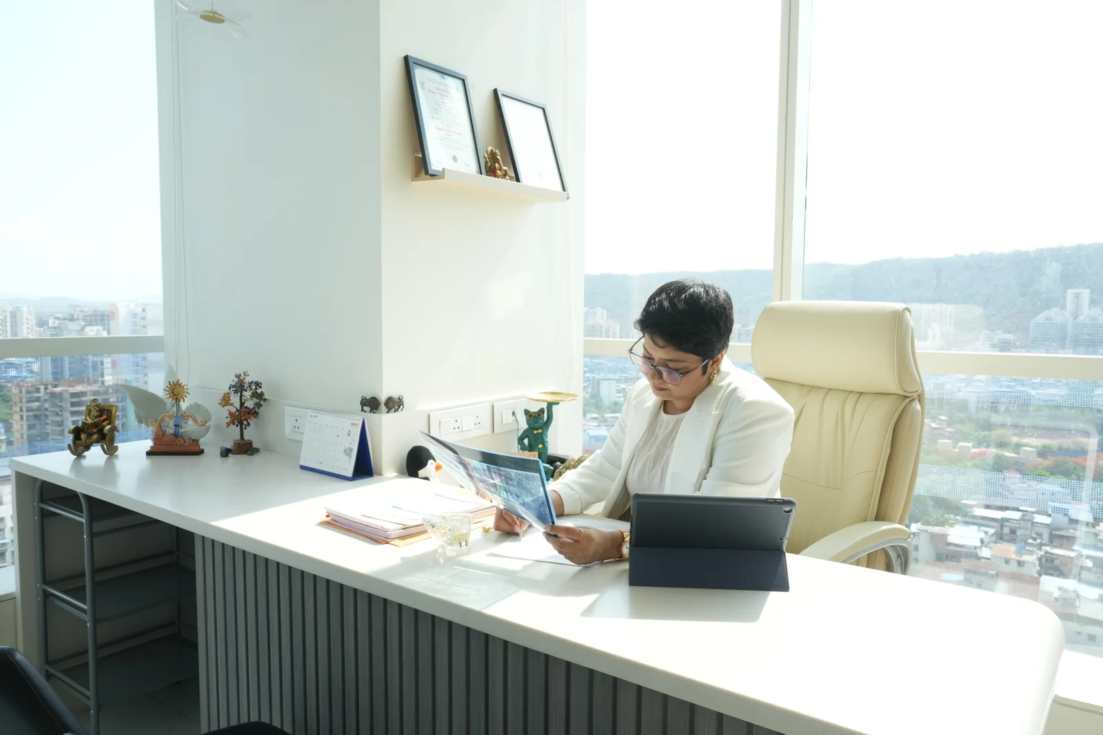 Dr. Urvashi Pithadia's consultation office at the Kharghar clinic